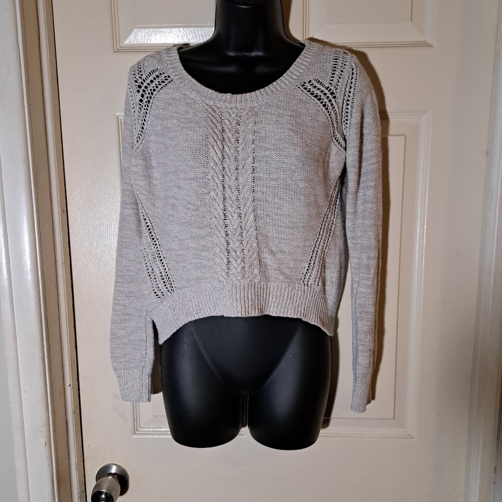 Mossimo knitted Sweater size S/P 5/$25